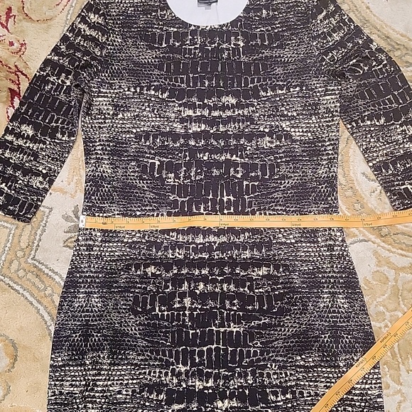 Alexander McQueen - Picture 6 of 7